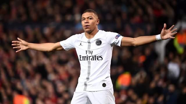 德隆：詹姆斯对东契奇无感，而且他不太愿意留在湖人（德隆爆料：詹姆斯对东契奇兴趣不大，留守湖人意愿不强）