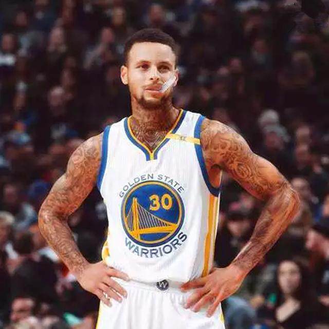 中国篮球笑话！CBA临开赛三天仍没转播商 难道只有现场观众看（中国篮球成笑柄？CBA开赛前三天仍无转播商，难道只能现场看）