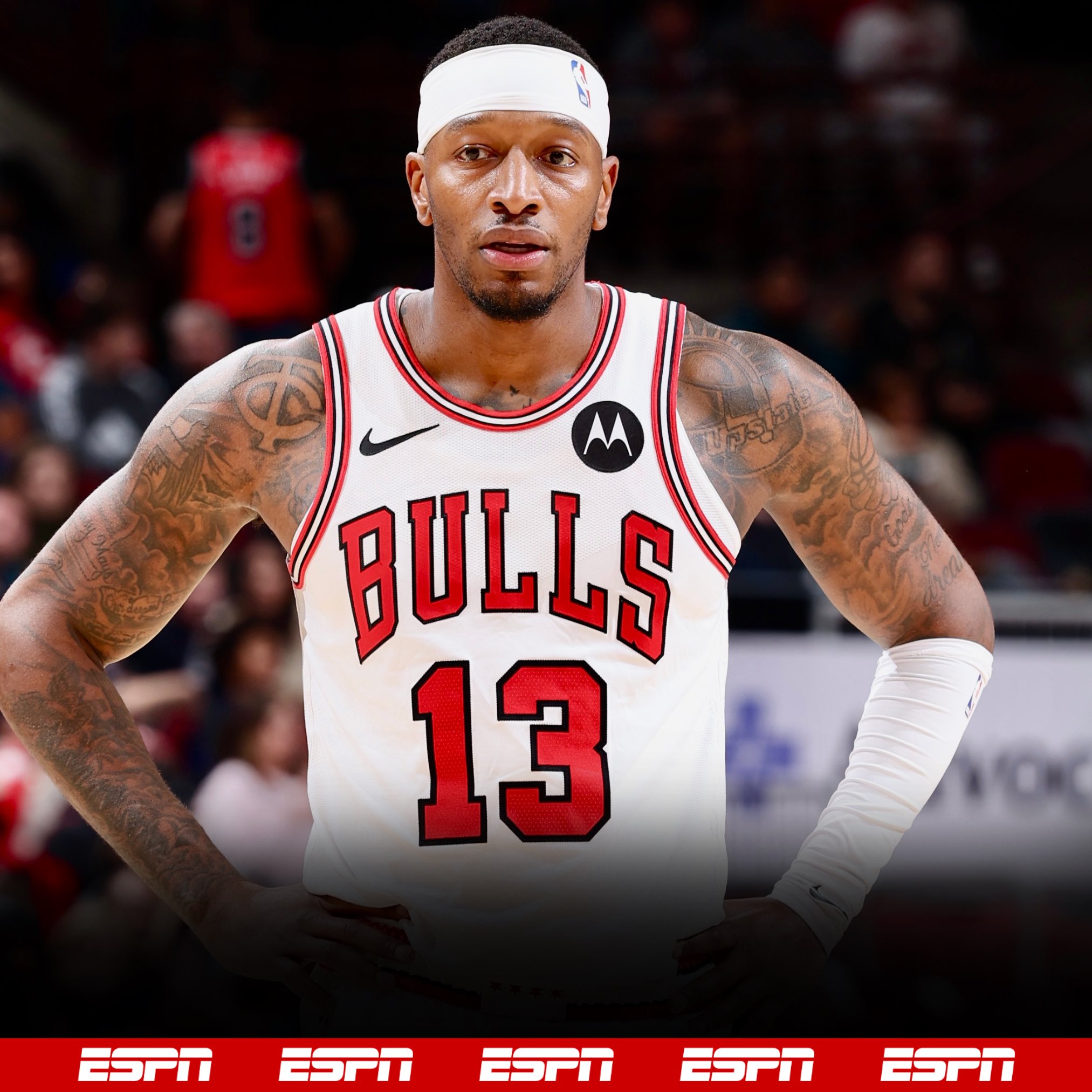 小腿受伤！特伦特本场比赛不会回归赛场（特伦特小腿伤退，本场不再出战）