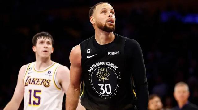 跟队记者：普利希奇参加部分合练，明天将决定他能否参赛（队记：普利希奇仅参加部分合练，能否出战将于明日定夺）